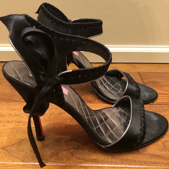 Betsey Johnson Dress Carissa Heel in Black Satin - Picture 1 of 5